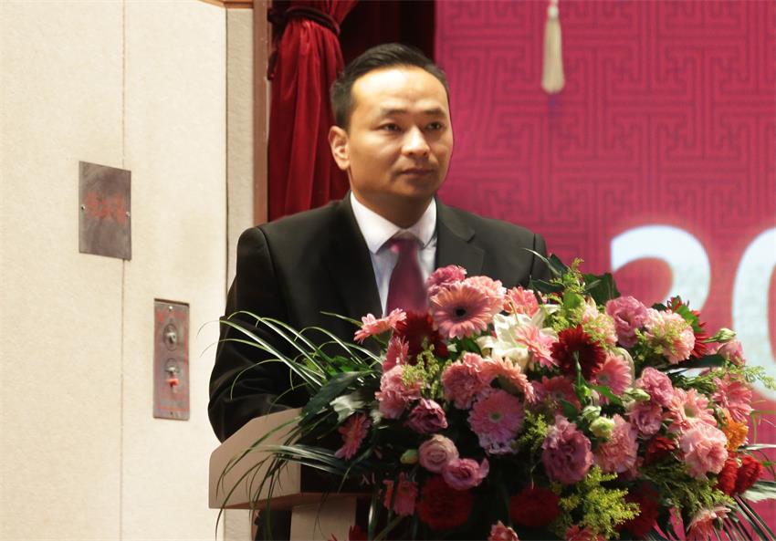 集团副总、纪委副书记张成彪同志作乐动线上平台,乐动（中国）“关于2018年违纪违规及重大事故责任单位的通报及处理决定”